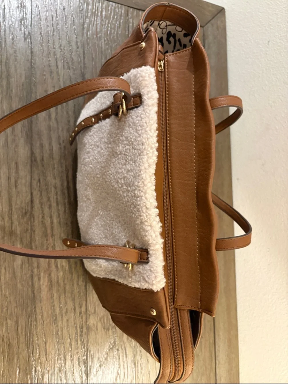 EUC [Jessica Simpson] Vienna Vegan Leather Sherpa Tote Shoulder Bag Purse - Picture 7 of 16